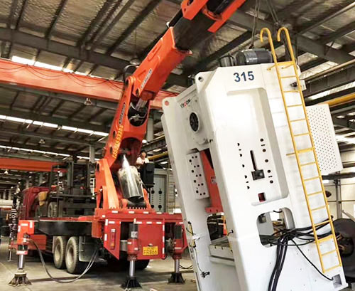 余干县附近随车吊出租，轻松解决运输难题