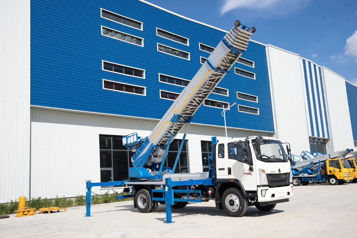 余干县小型云梯车上料车租赁多少钱